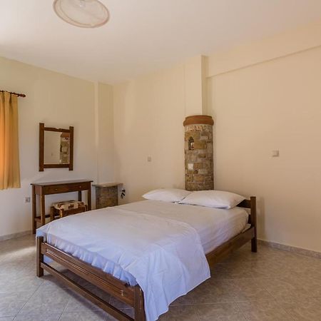 Chioureas Apartments Λεύκτρο Εξωτερικό φωτογραφία