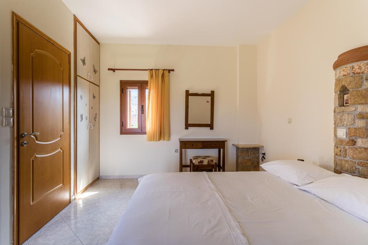 Chioureas Apartments Λεύκτρο Εξωτερικό φωτογραφία