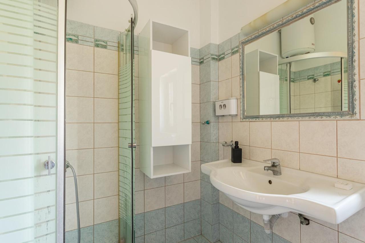 Chioureas Apartments Λεύκτρο Εξωτερικό φωτογραφία