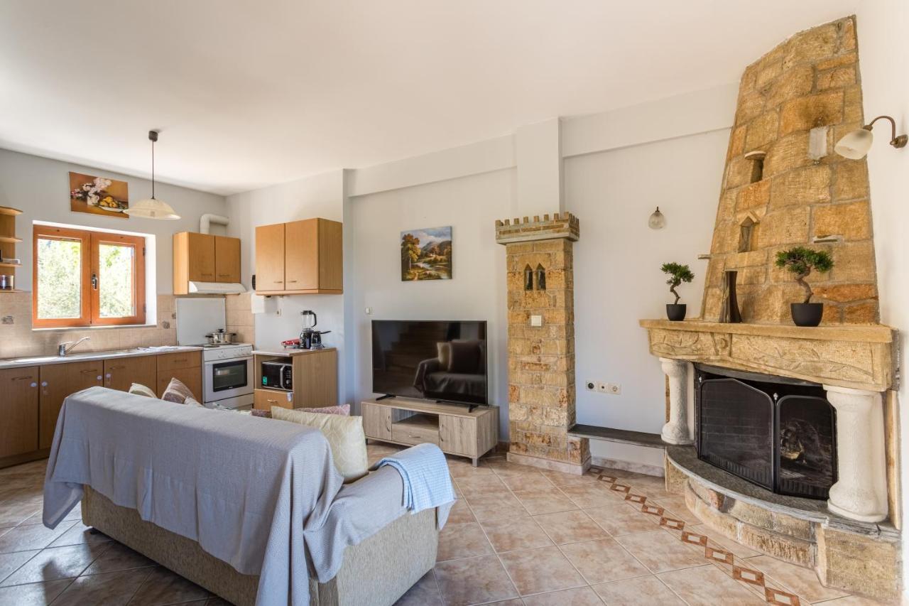 Chioureas Apartments Λεύκτρο Εξωτερικό φωτογραφία